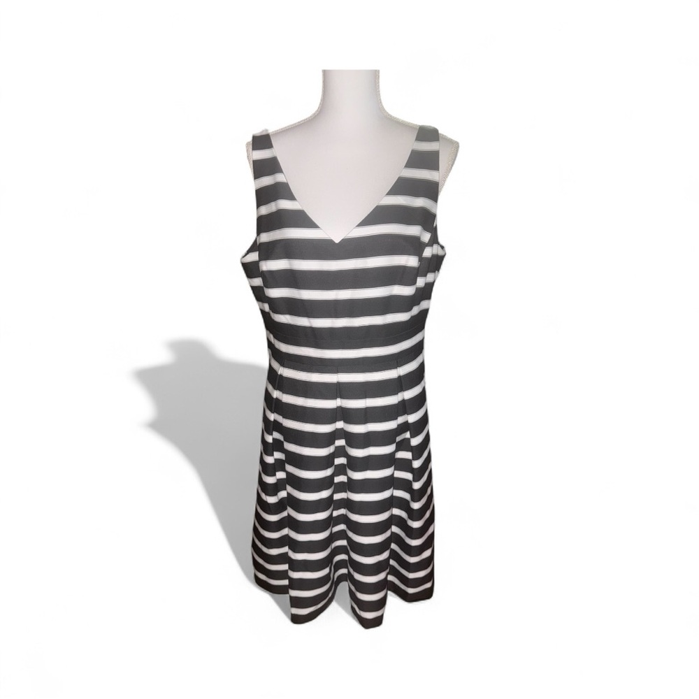 ✨ Ralph Lauren Striped Midi Dress – Fitted, Elegant, Chic | Size 16 ✨